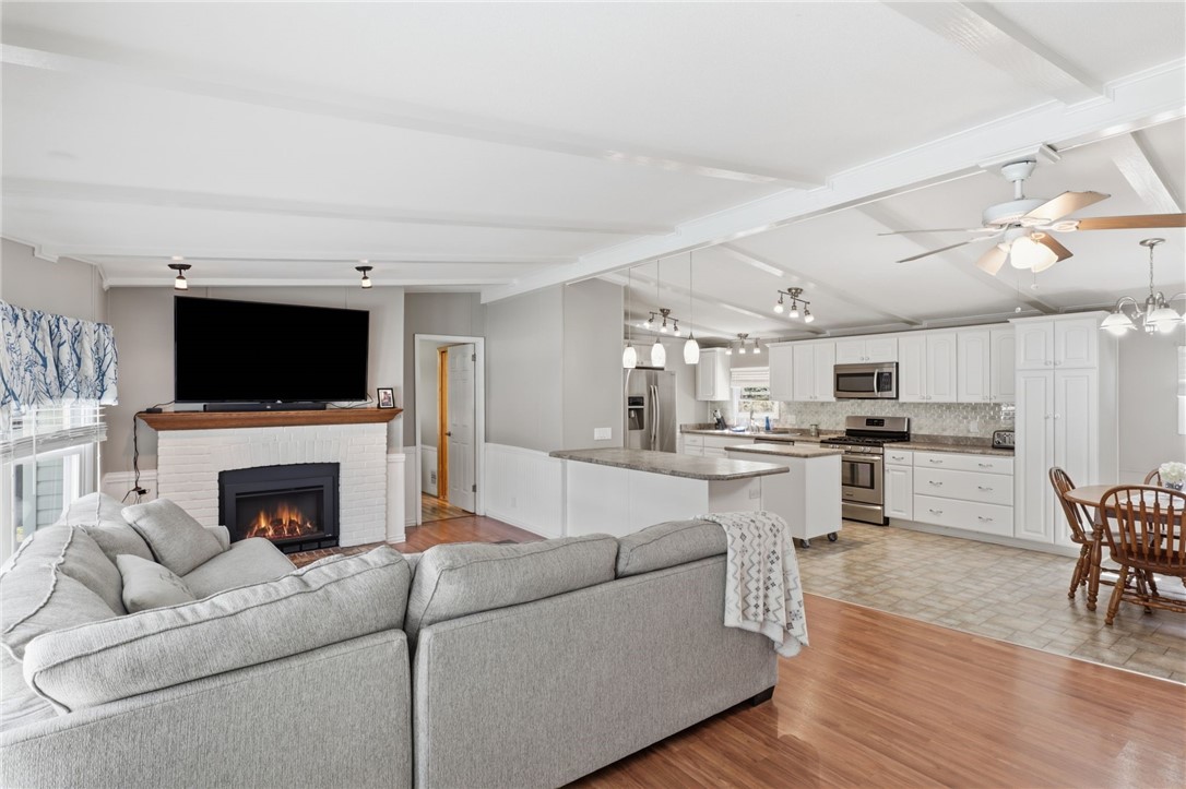 6349 Murphy Drive