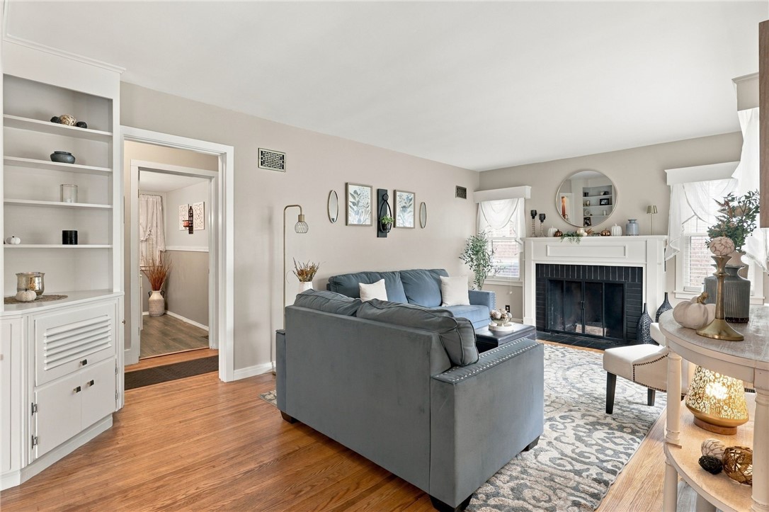 129 Rose Drive