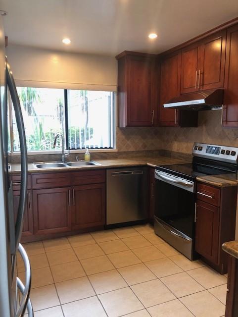 833 Columba Lane