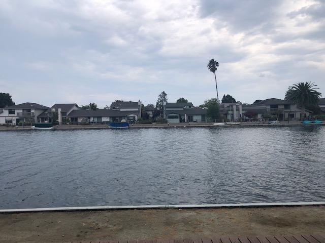 833 Columba Lane