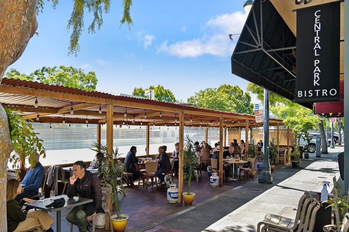 401 S Norfolk ST 221