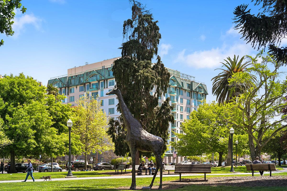 401 S Norfolk ST 221