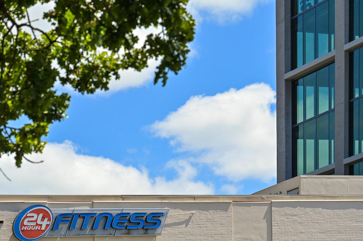 401 S Norfolk ST 221