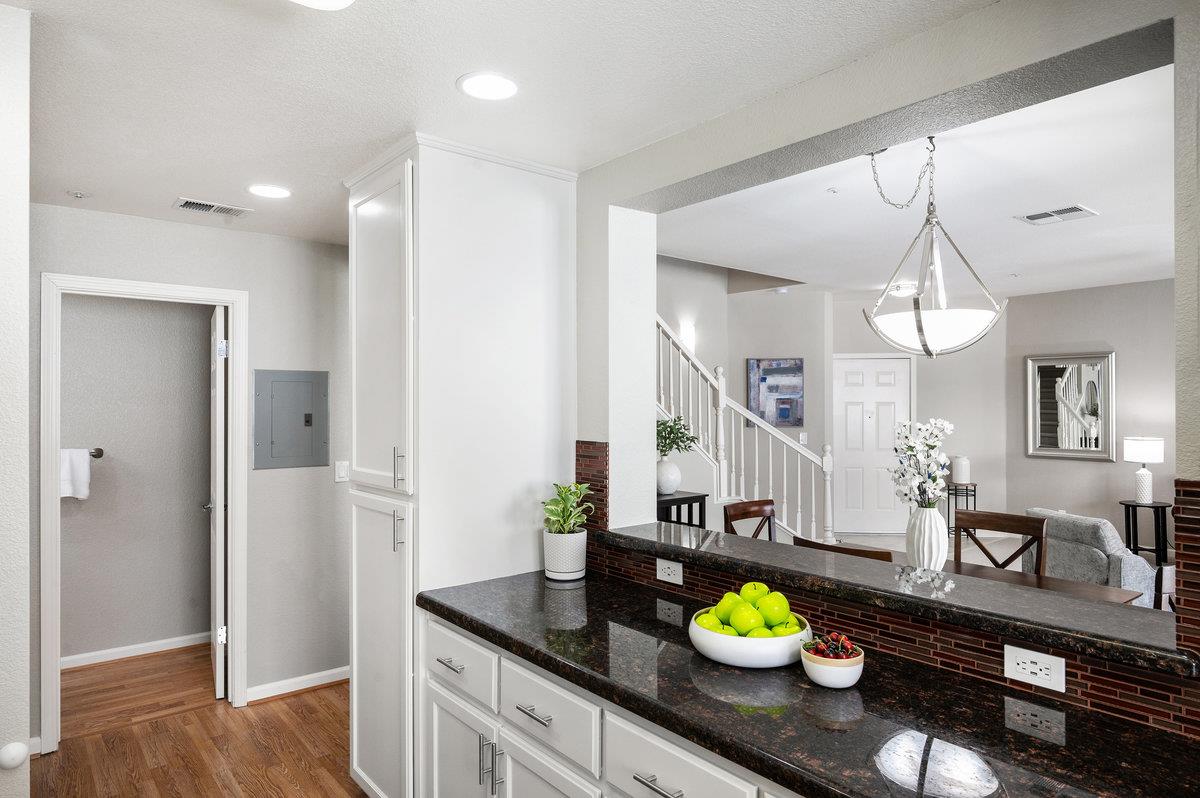 700 Baltic CIR 730