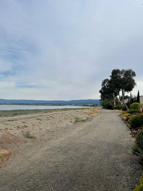 6 Riviera CIR