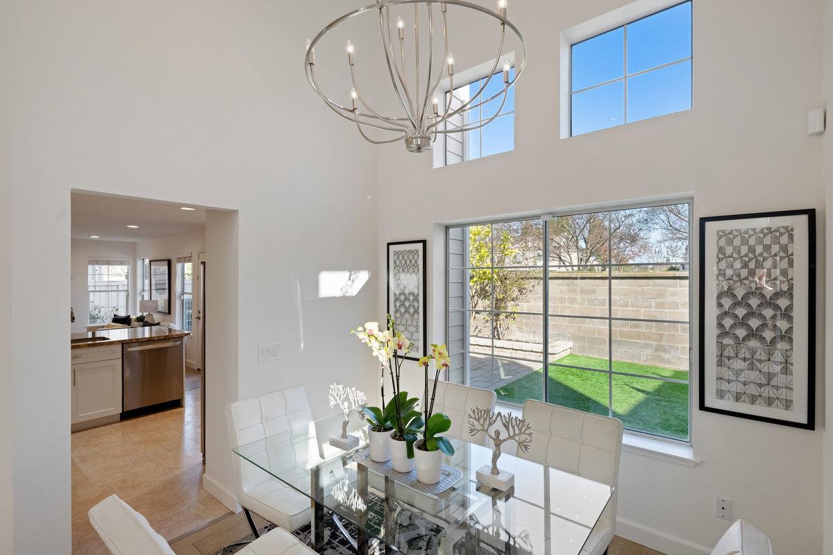 321 Saint Martin DR
