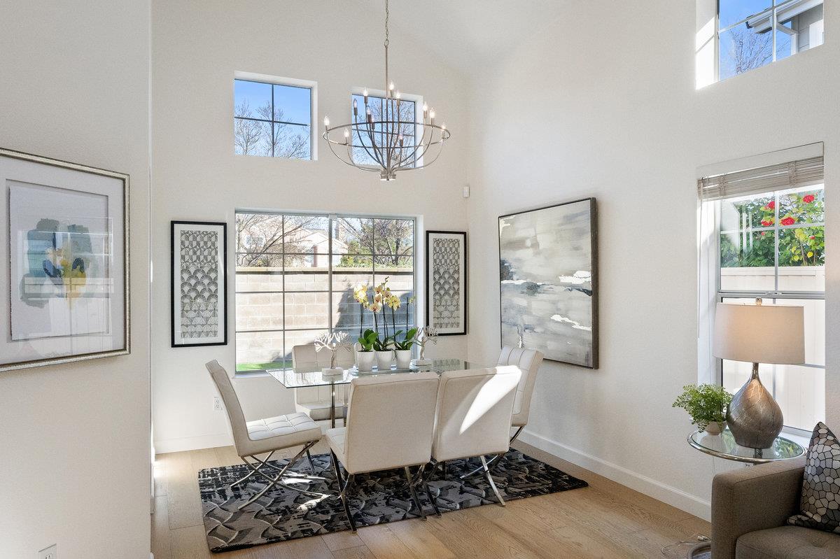 321 Saint Martin DR