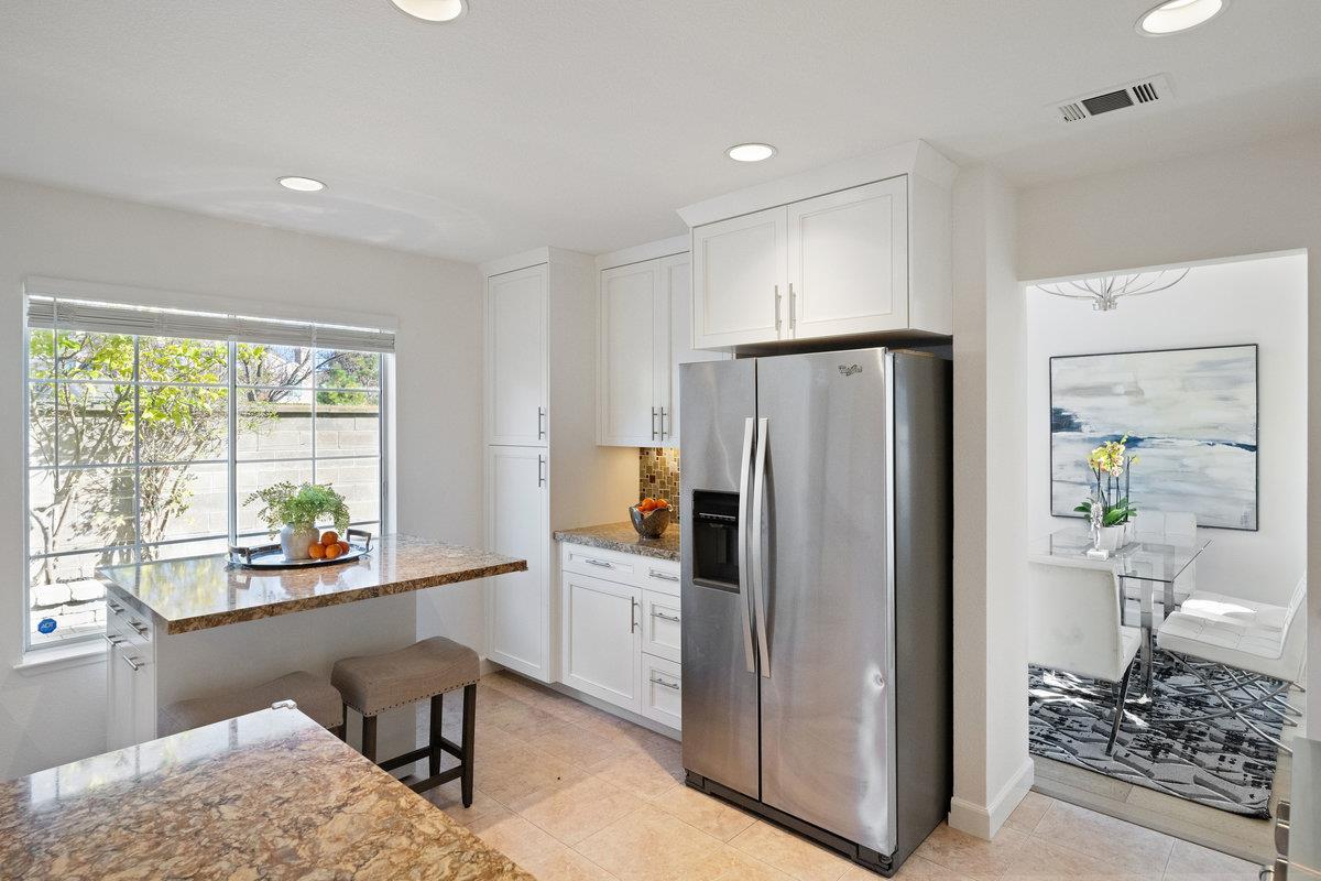 321 Saint Martin DR