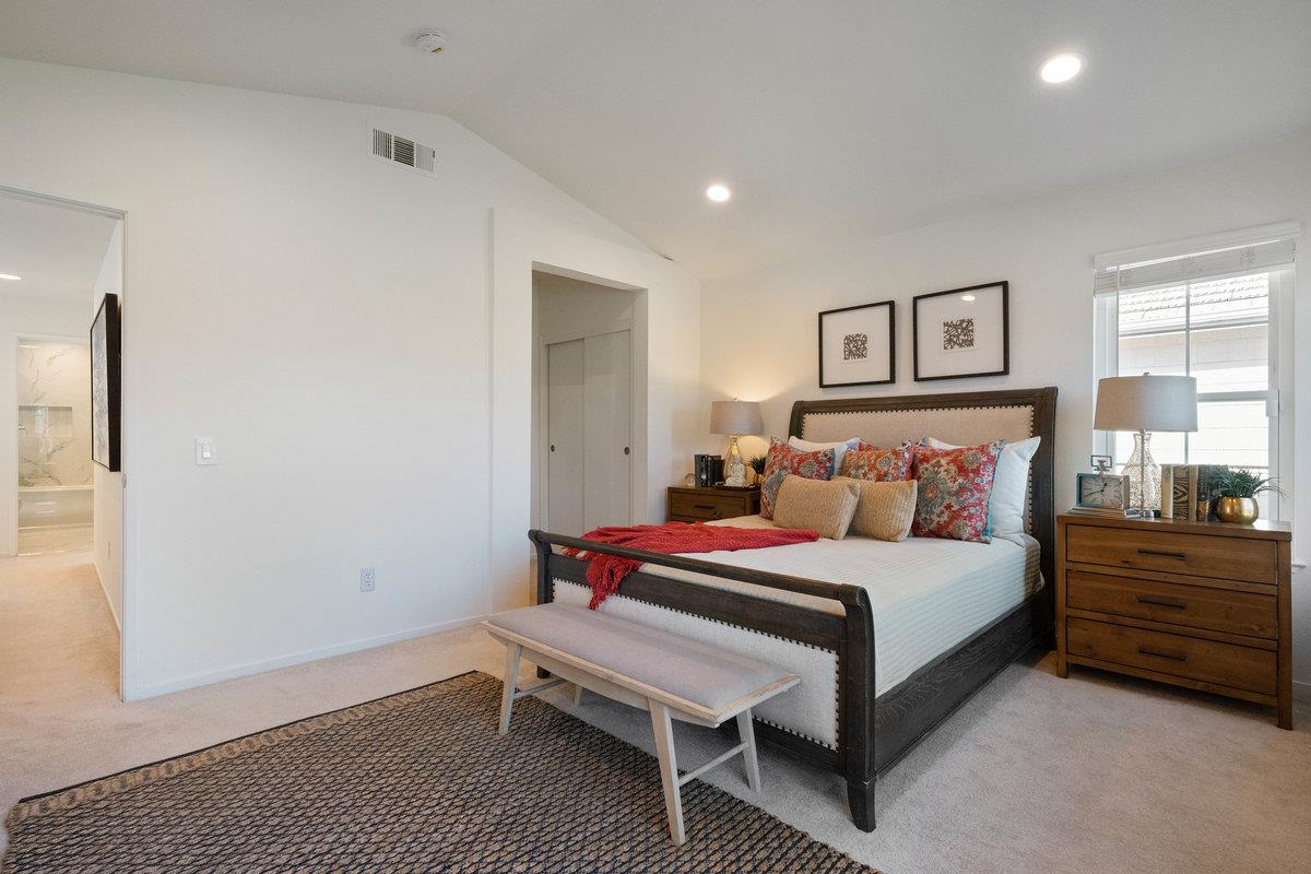321 Saint Martin DR