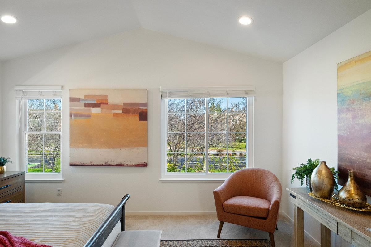 321 Saint Martin DR