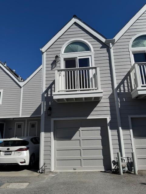 511 N DR