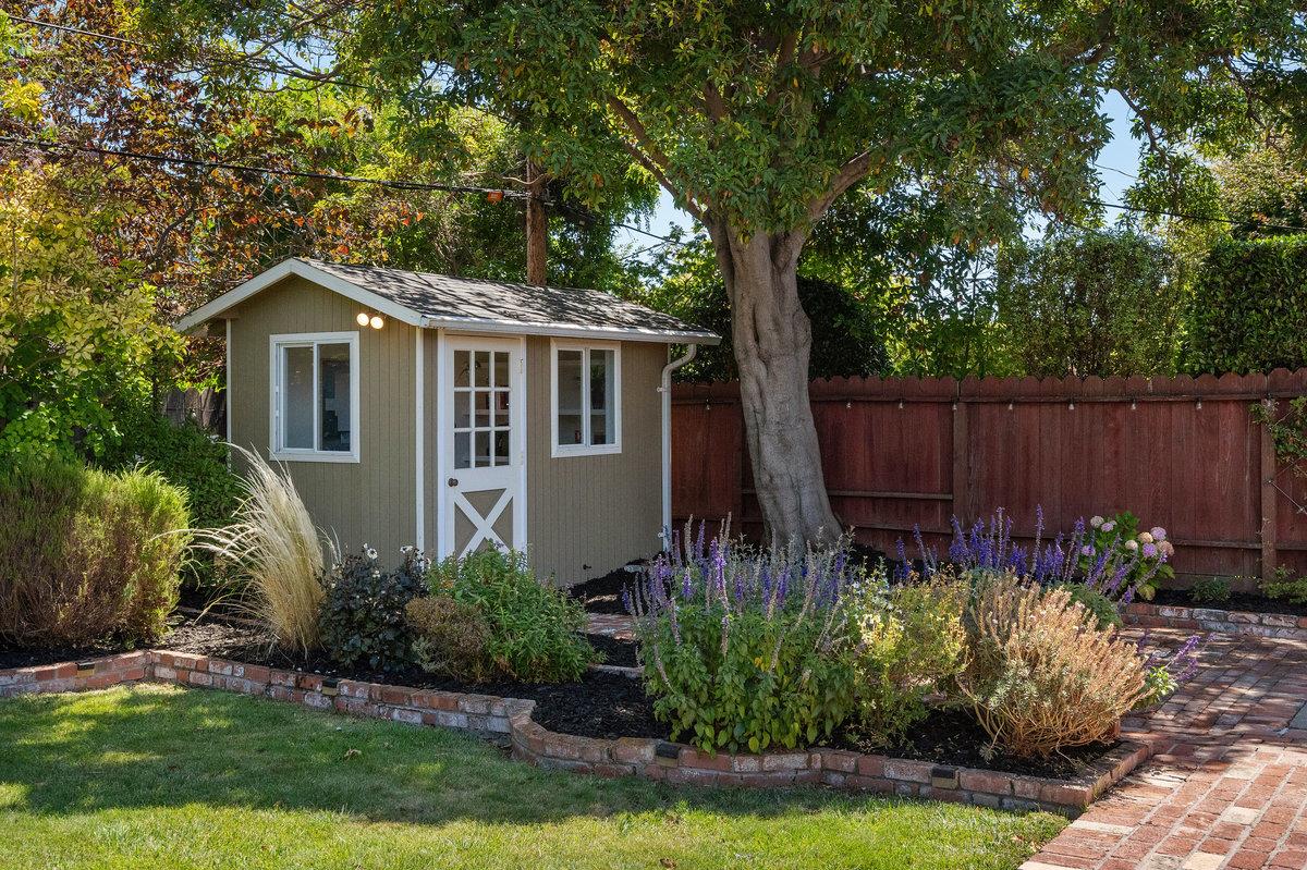 3937 Gillis Drive