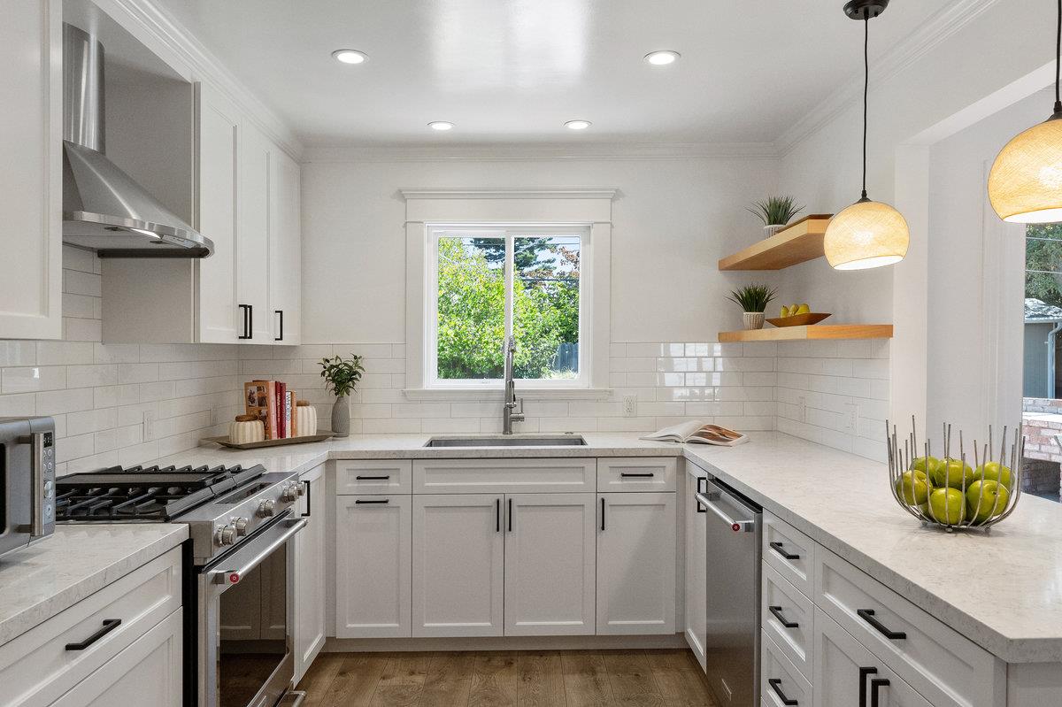 3937 Gillis Drive