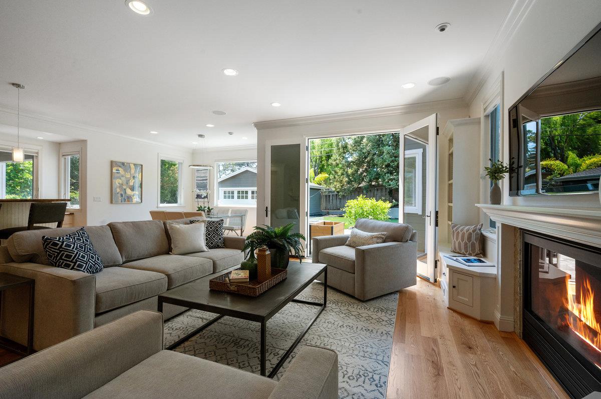 1509 Los Montes Drive