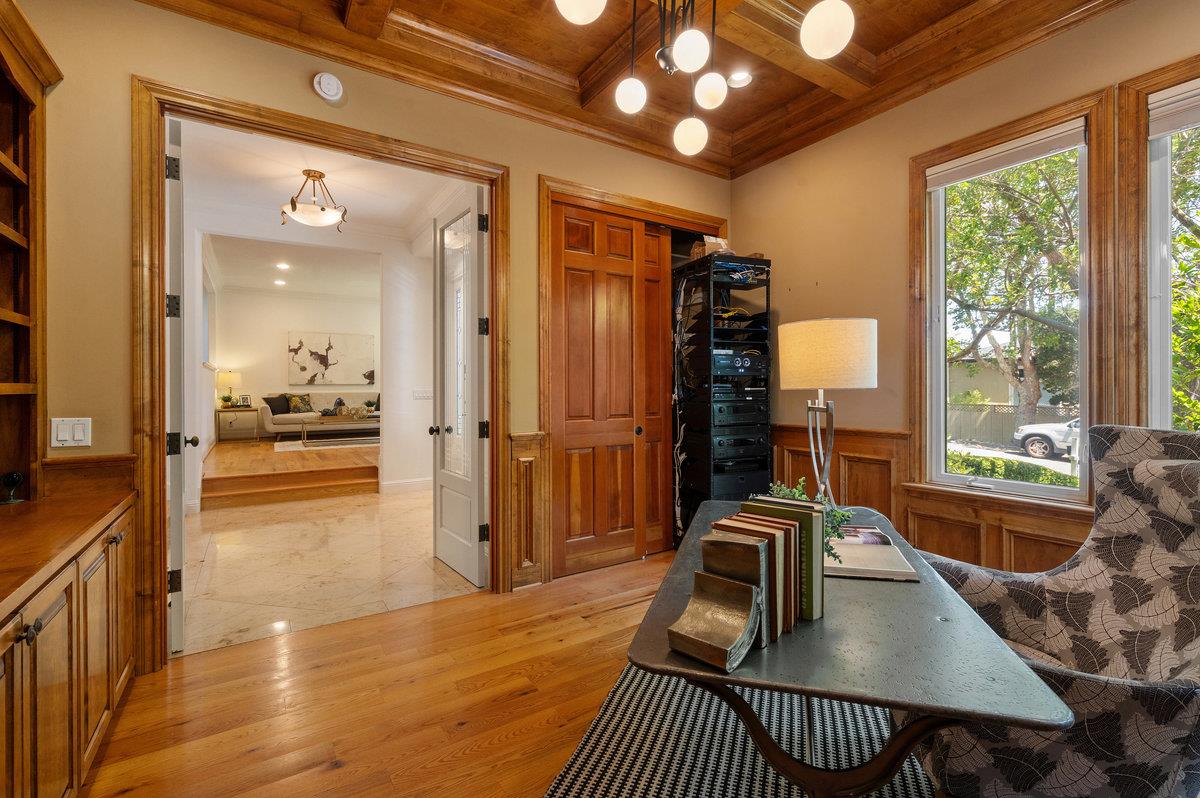 1509 Los Montes Drive