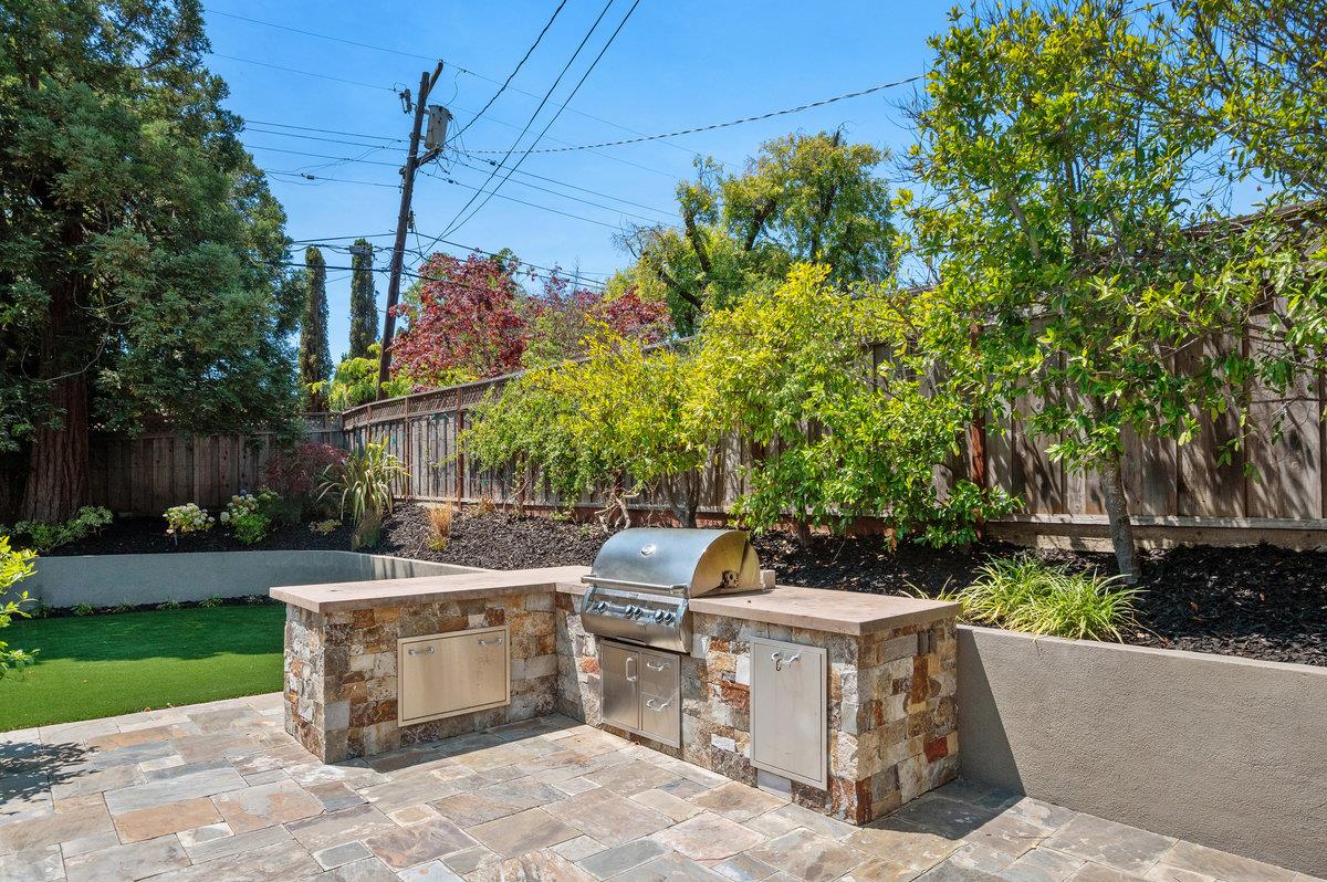 1509 Los Montes Drive