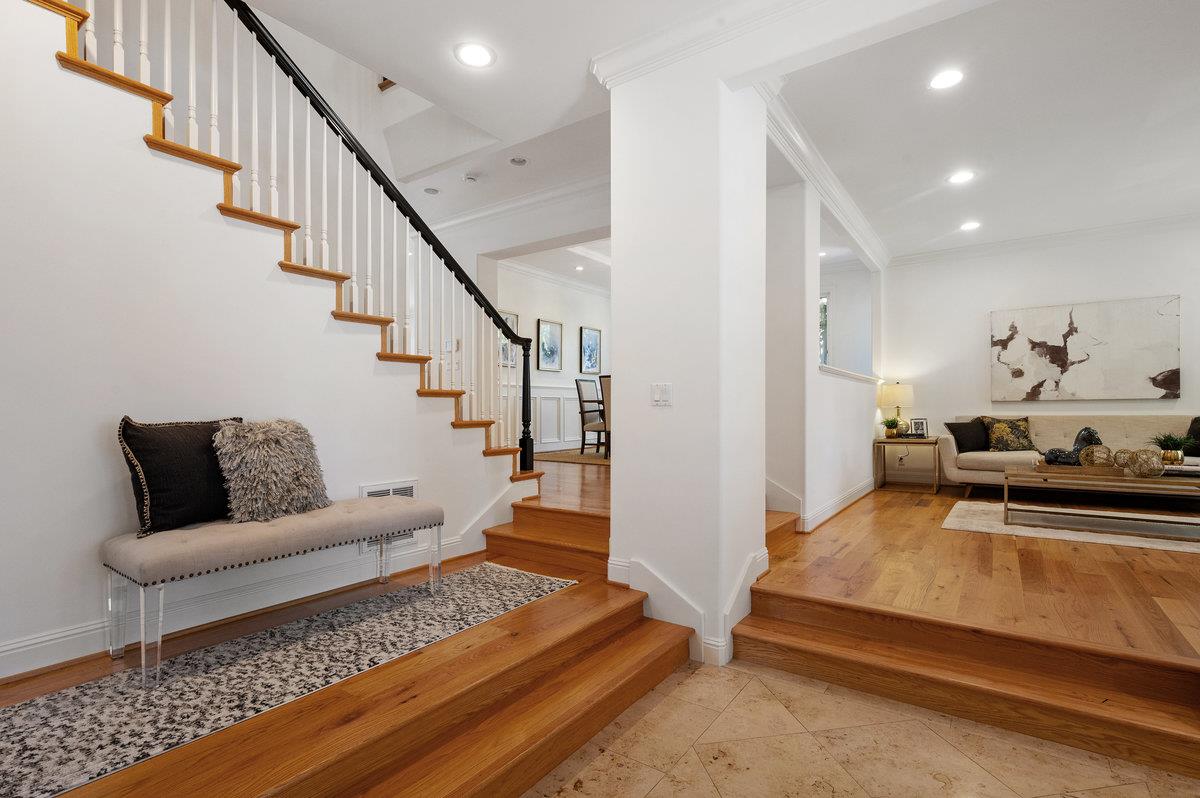 1509 Los Montes Drive