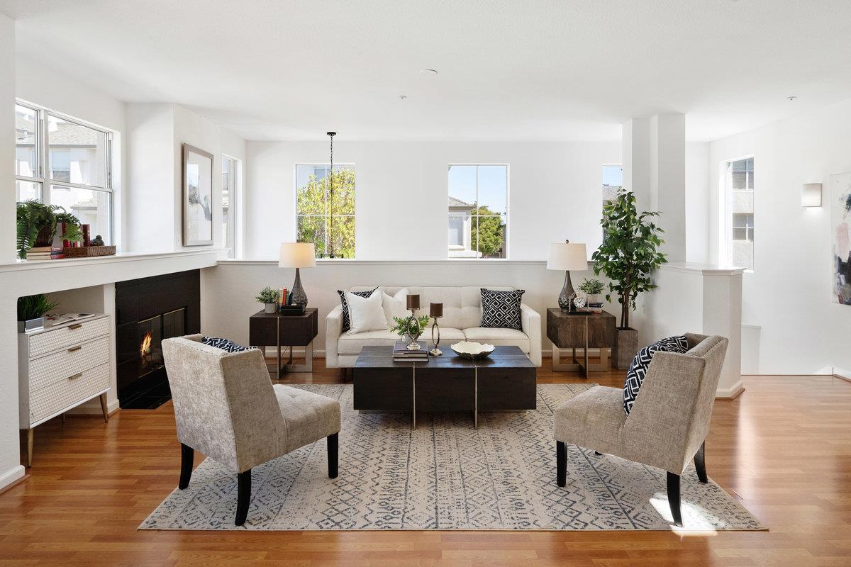 700 Baltic Circle 732