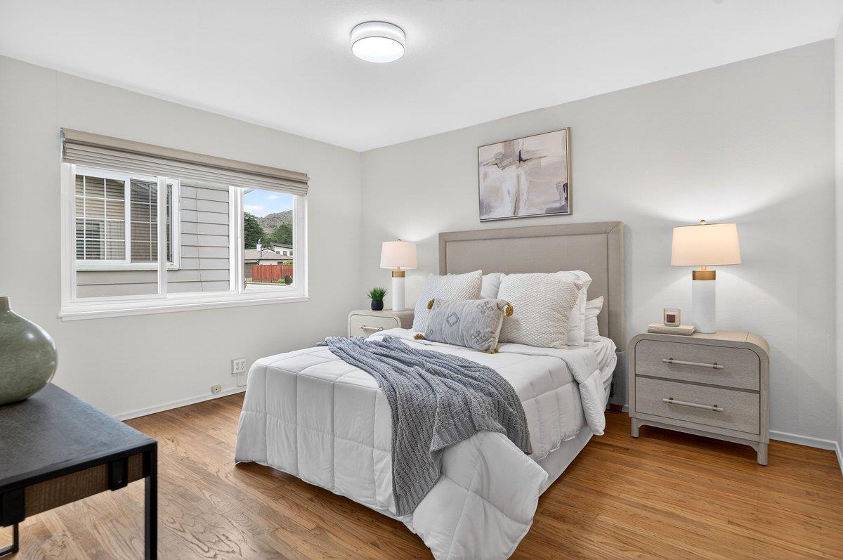 1559 Linda Mar Boulevard