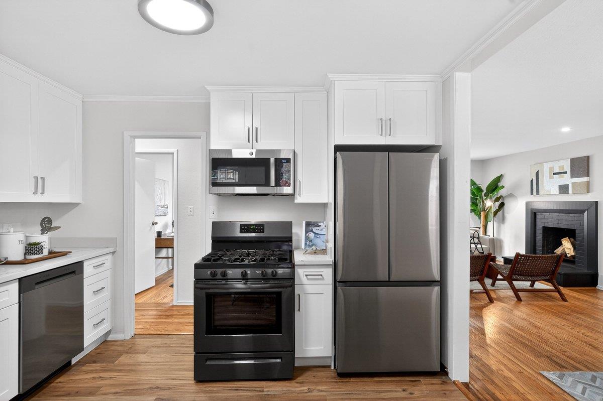 1559 Linda Mar Boulevard