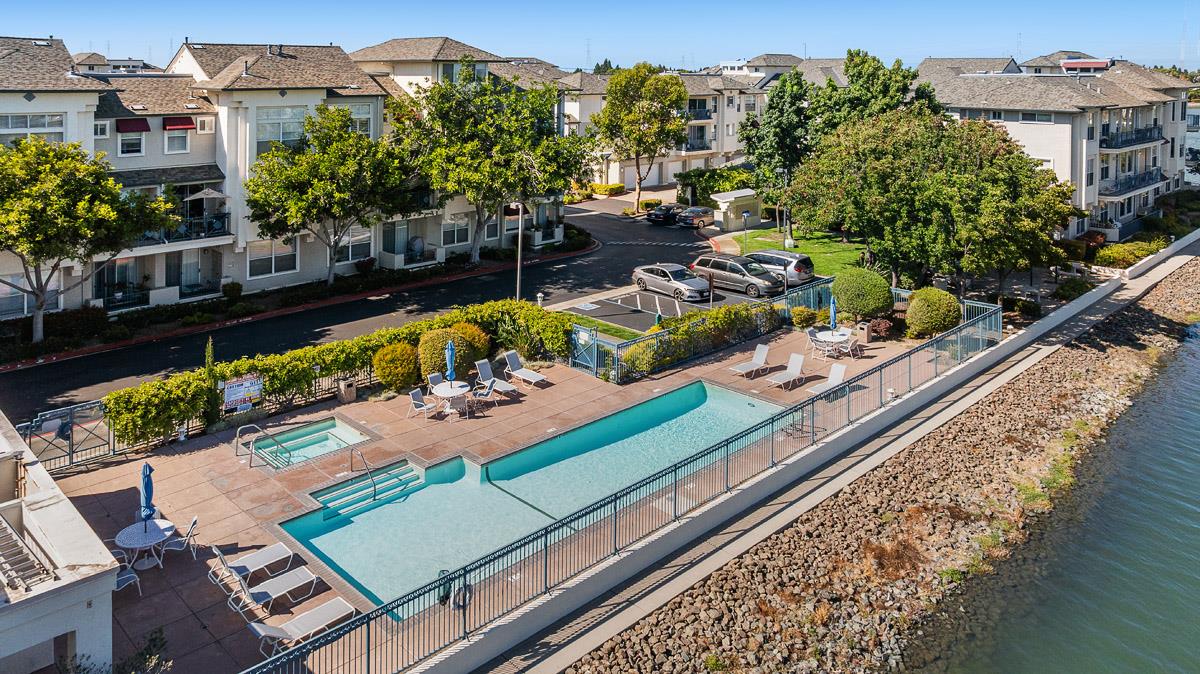 500 Baltic CIR 518
