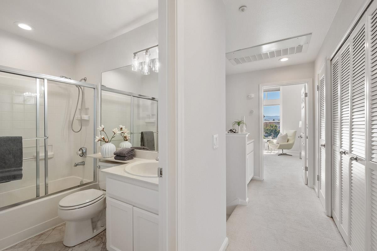 500 Baltic CIR 518