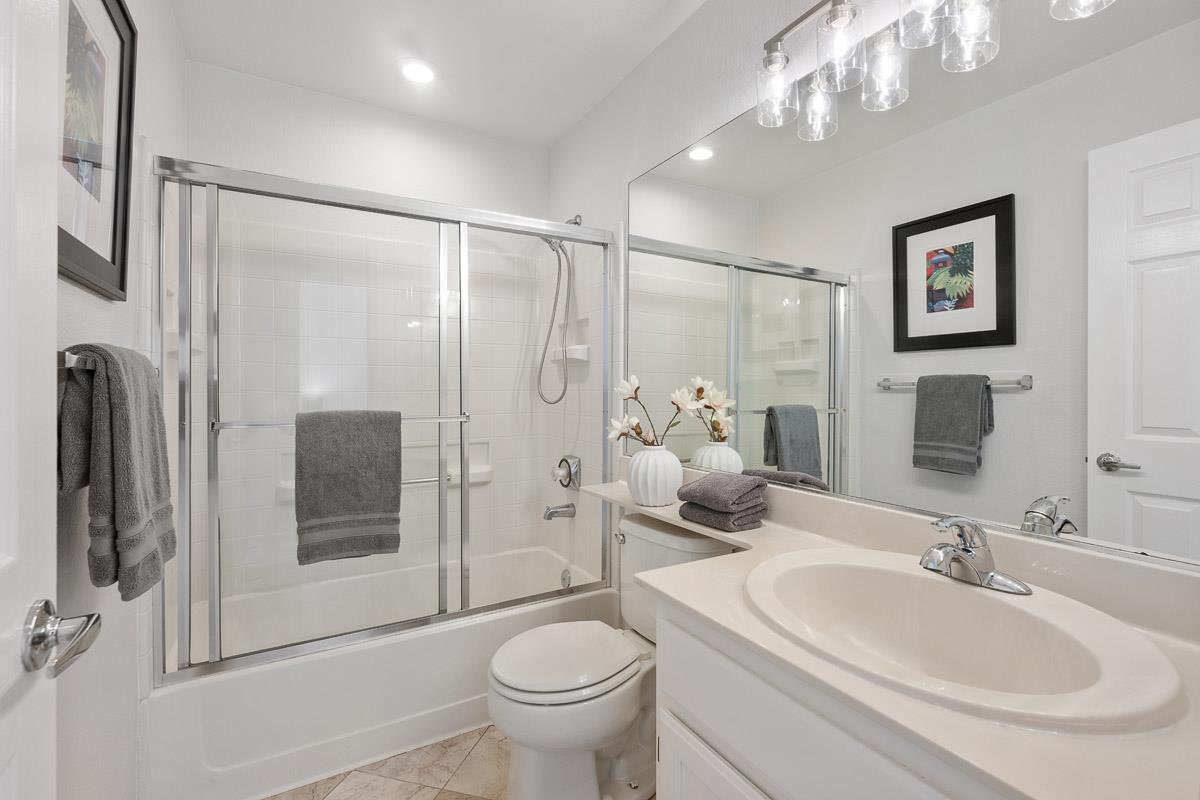 500 Baltic CIR 518
