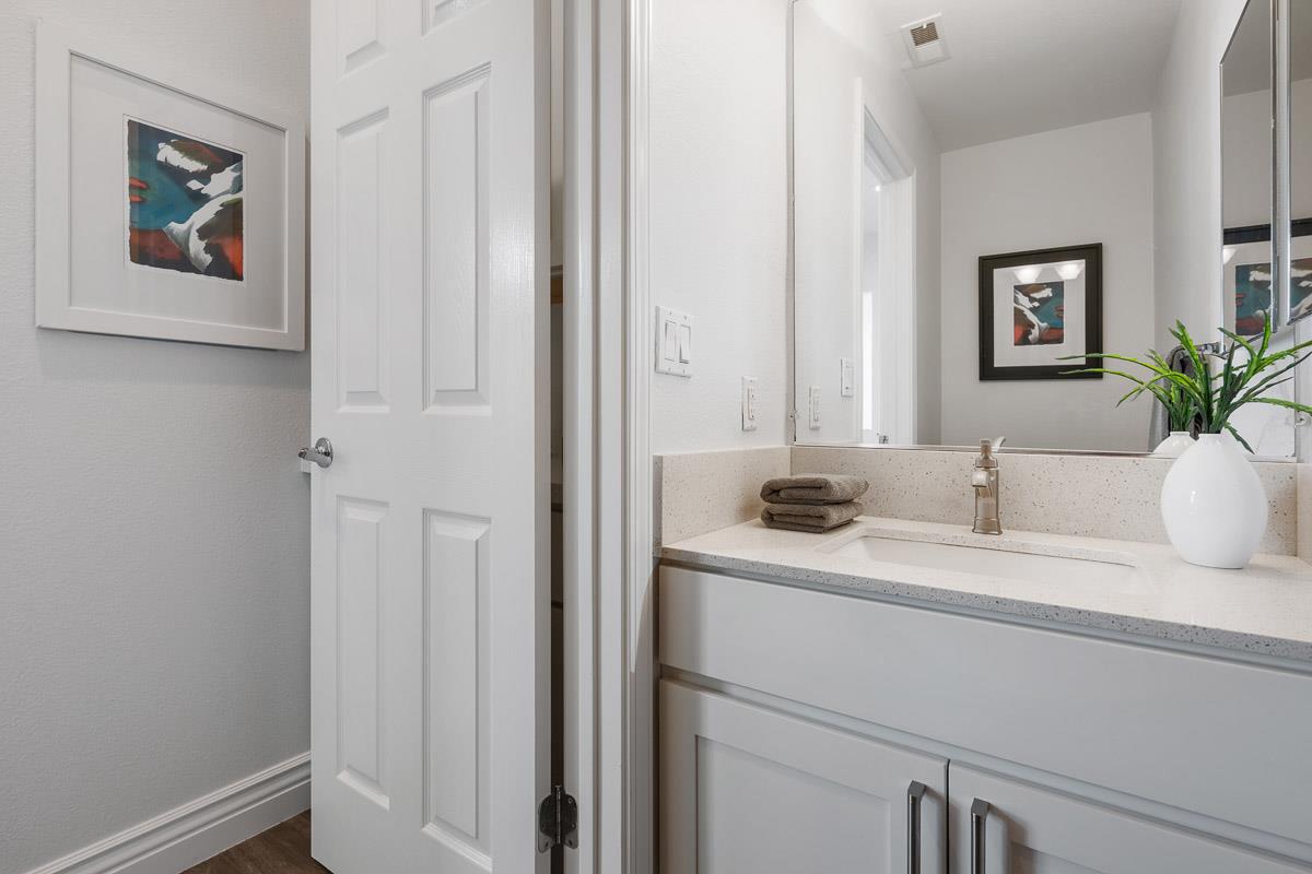 500 Baltic CIR 518