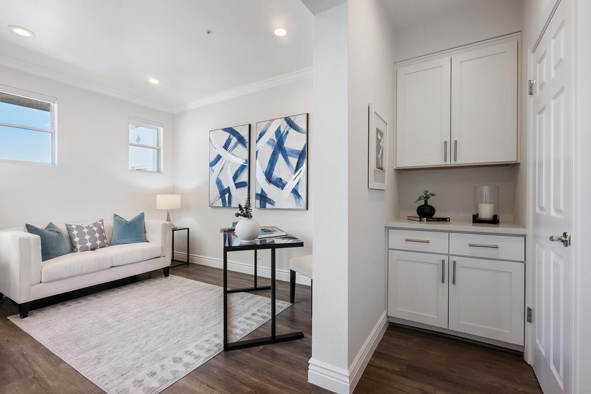 500 Baltic CIR 518