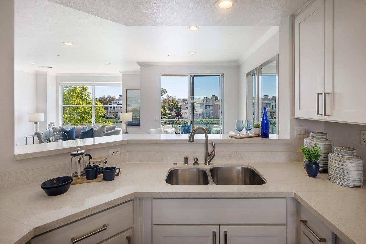 500 Baltic CIR 518