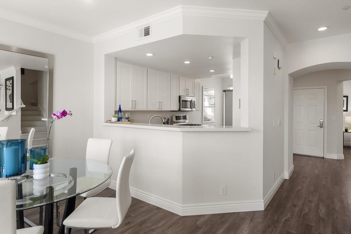 500 Baltic CIR 518