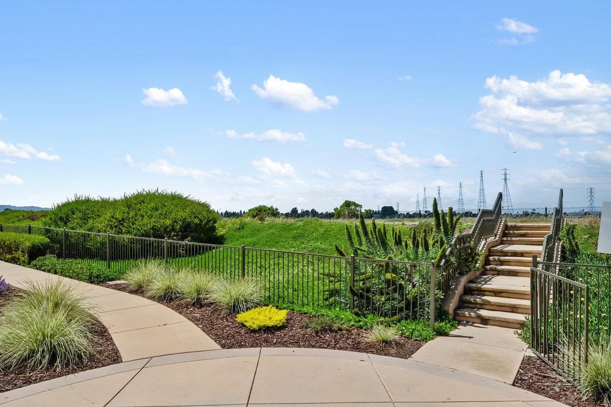 201 Keech DR