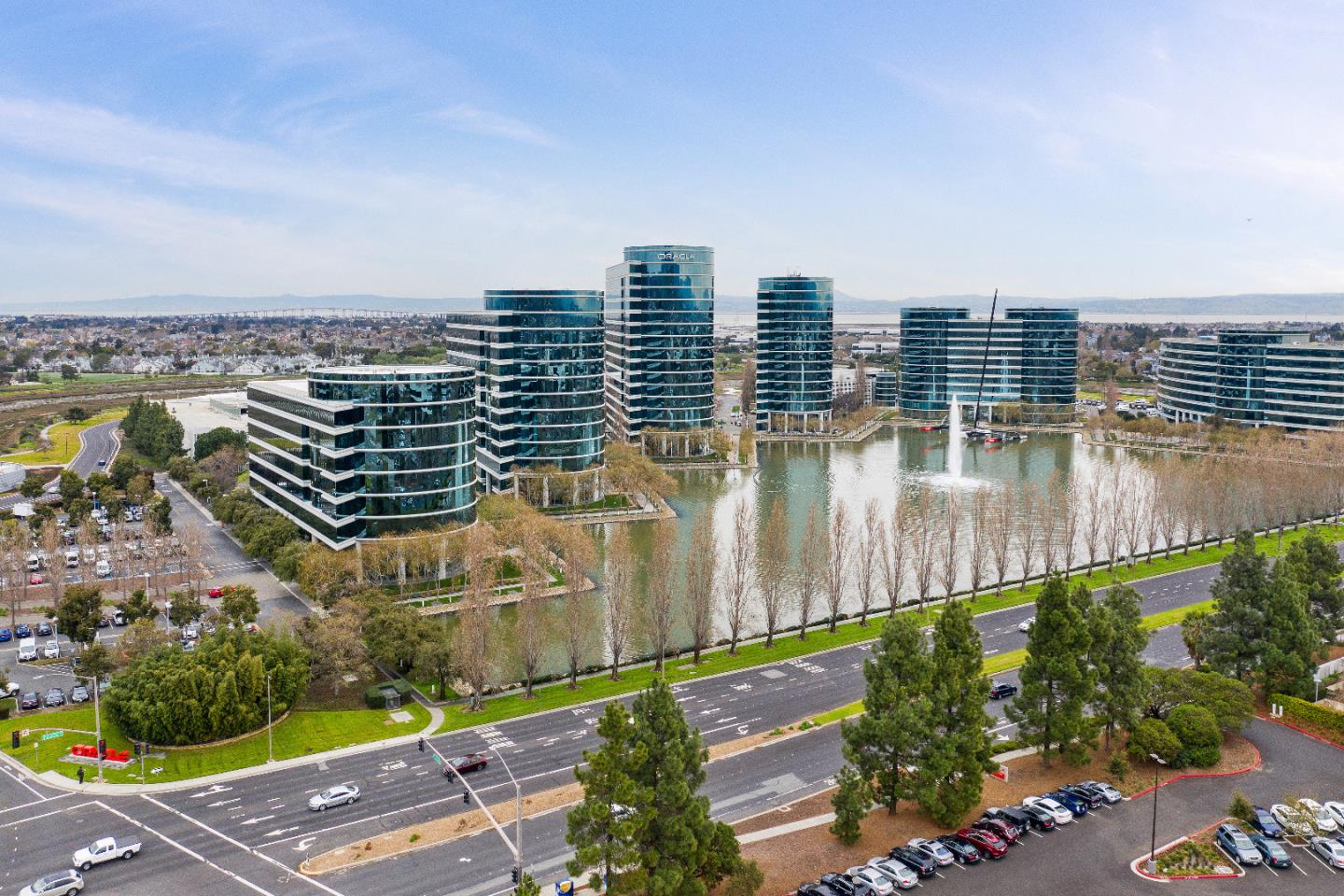 825 Portwalk PL