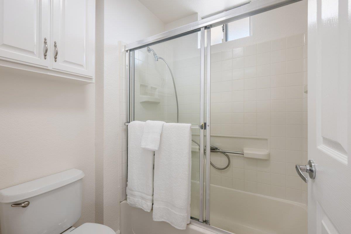 300 Baltic CIR 340