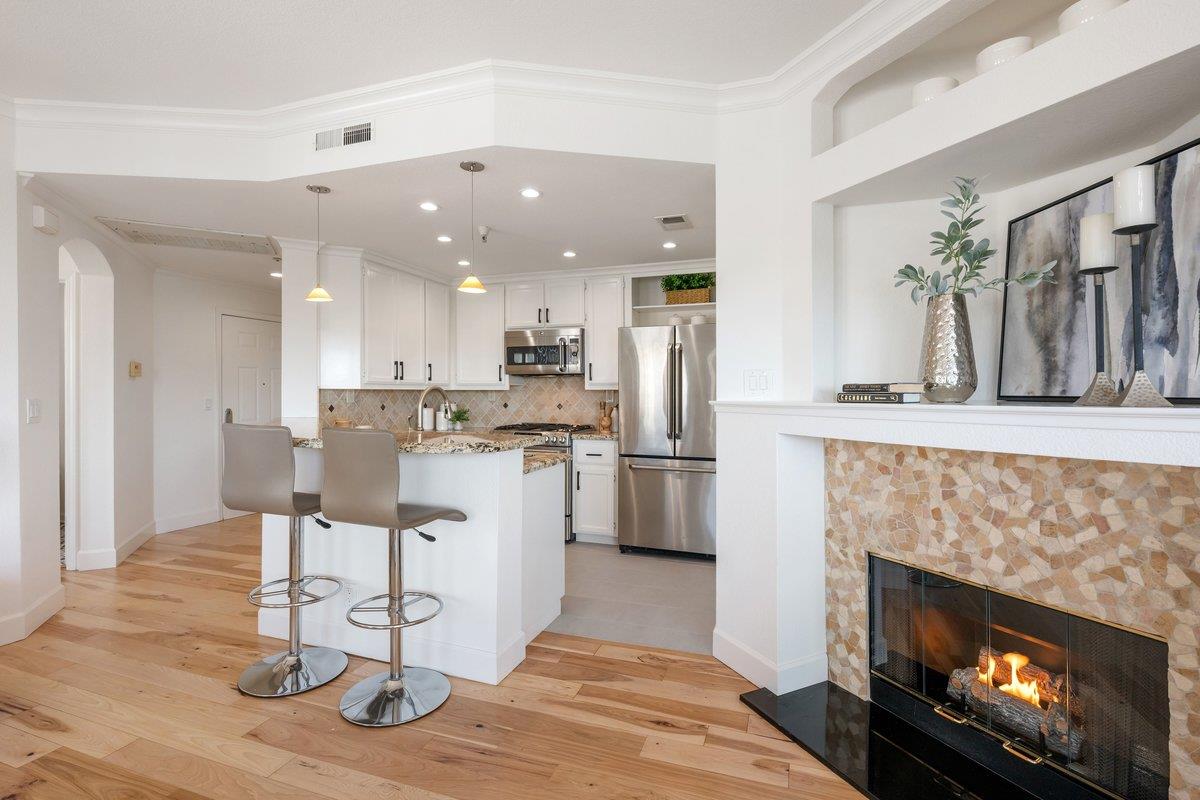 300 Baltic CIR 340