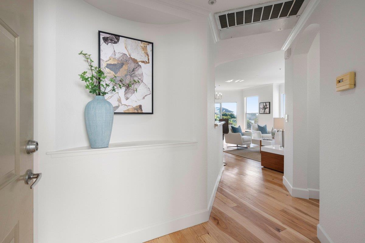 300 Baltic CIR 340