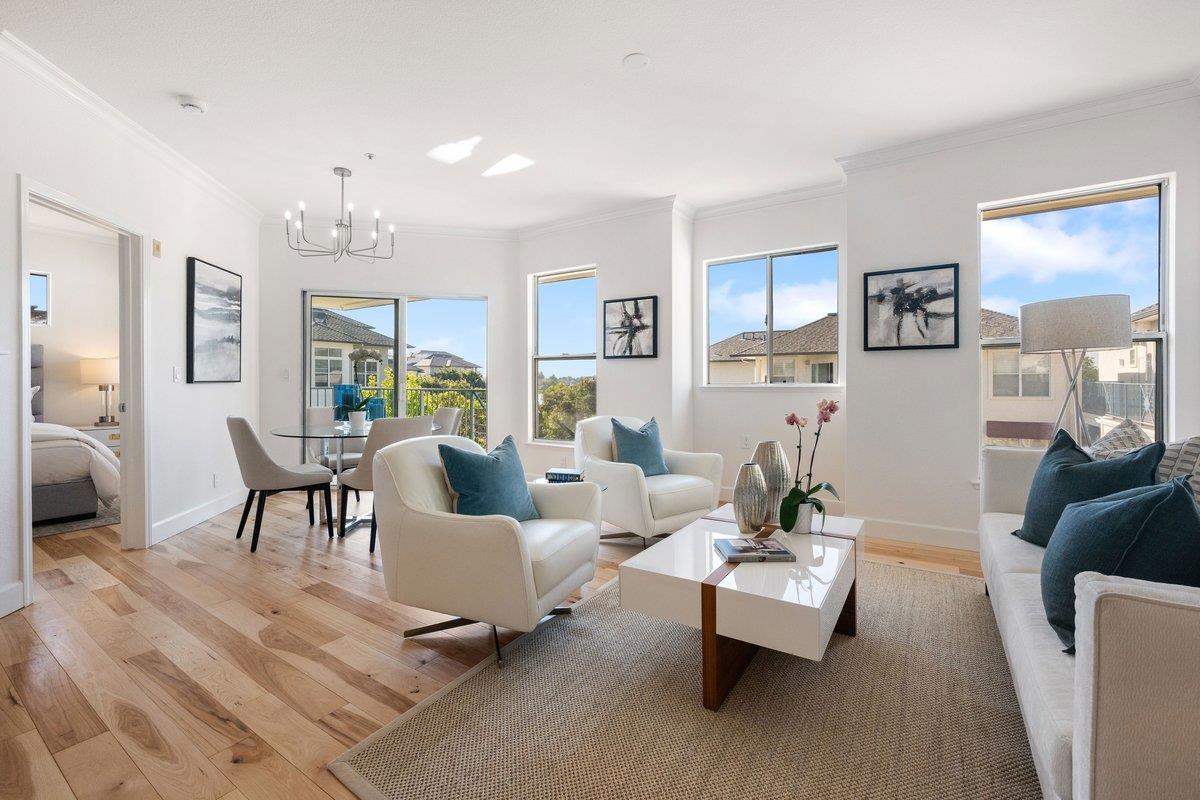 300 Baltic CIR 340