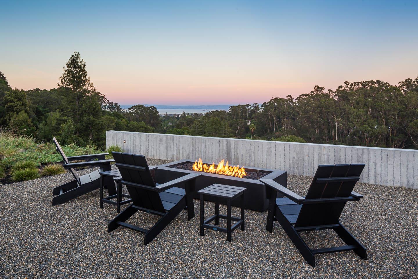 455 Pinehill Road