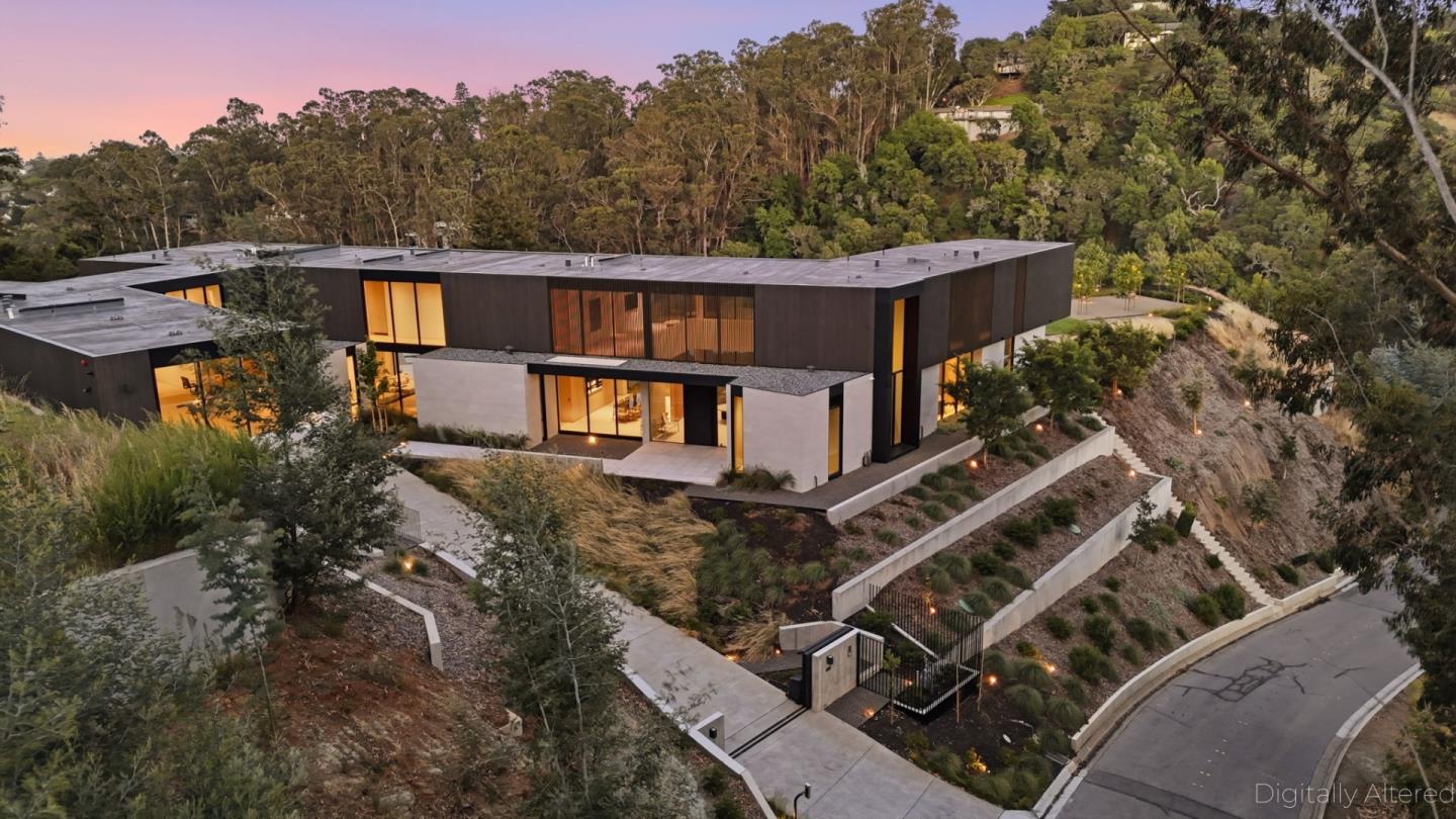 455 Pinehill Road