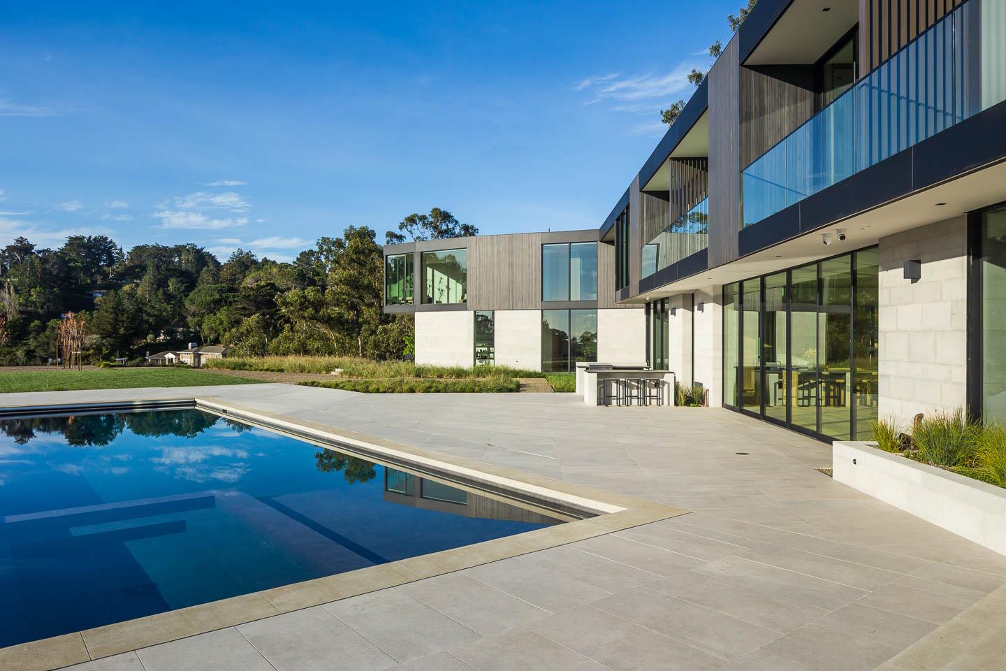 455 Pinehill Road
