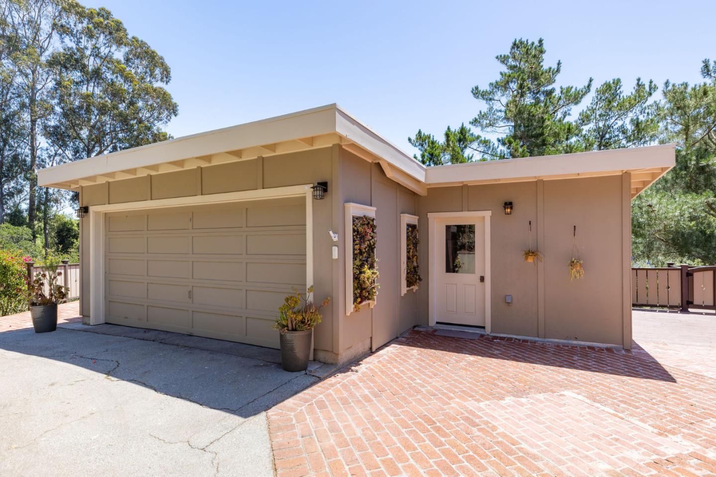 1050 Merner Road