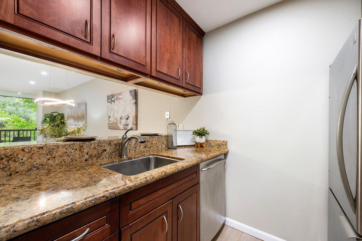 2335 Shelter Creek LN 335