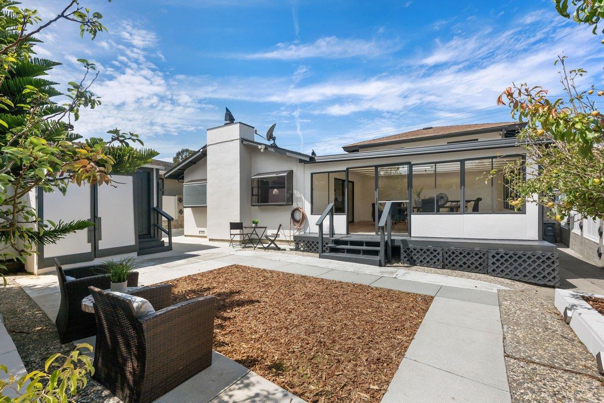 343 Alta Mesa DR