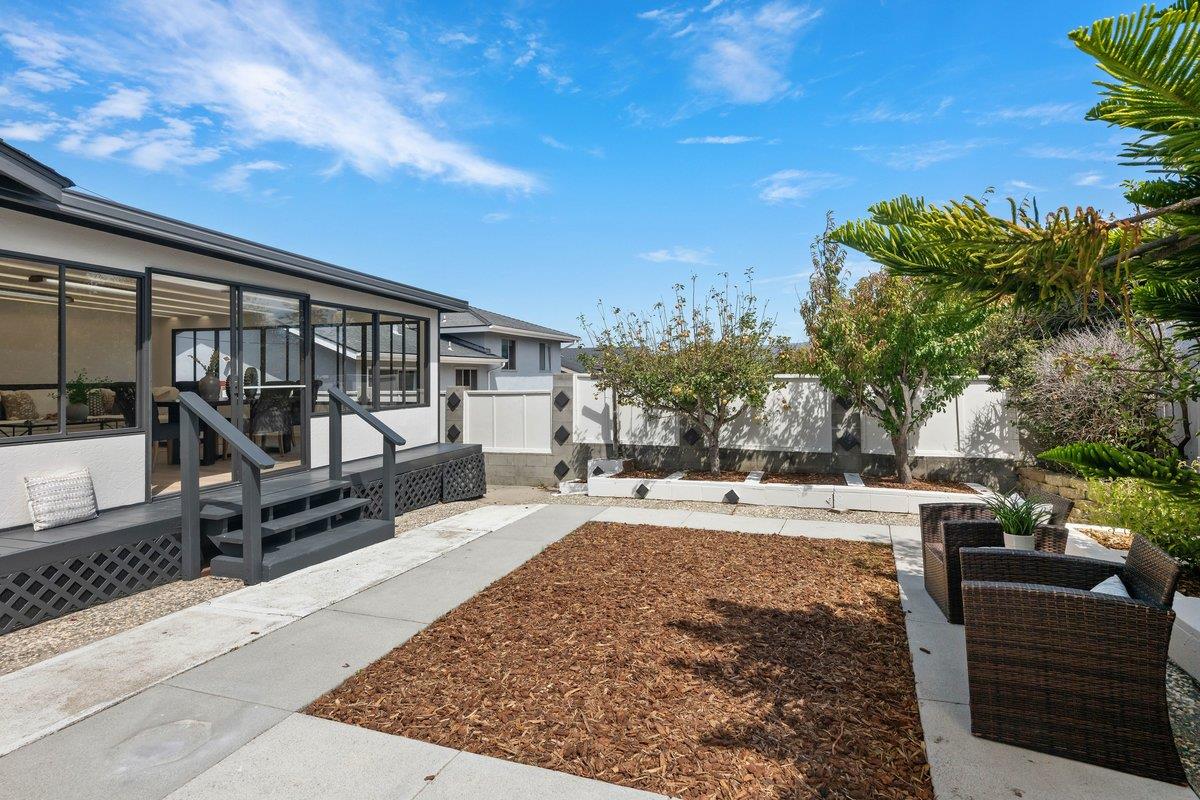 343 Alta Mesa DR