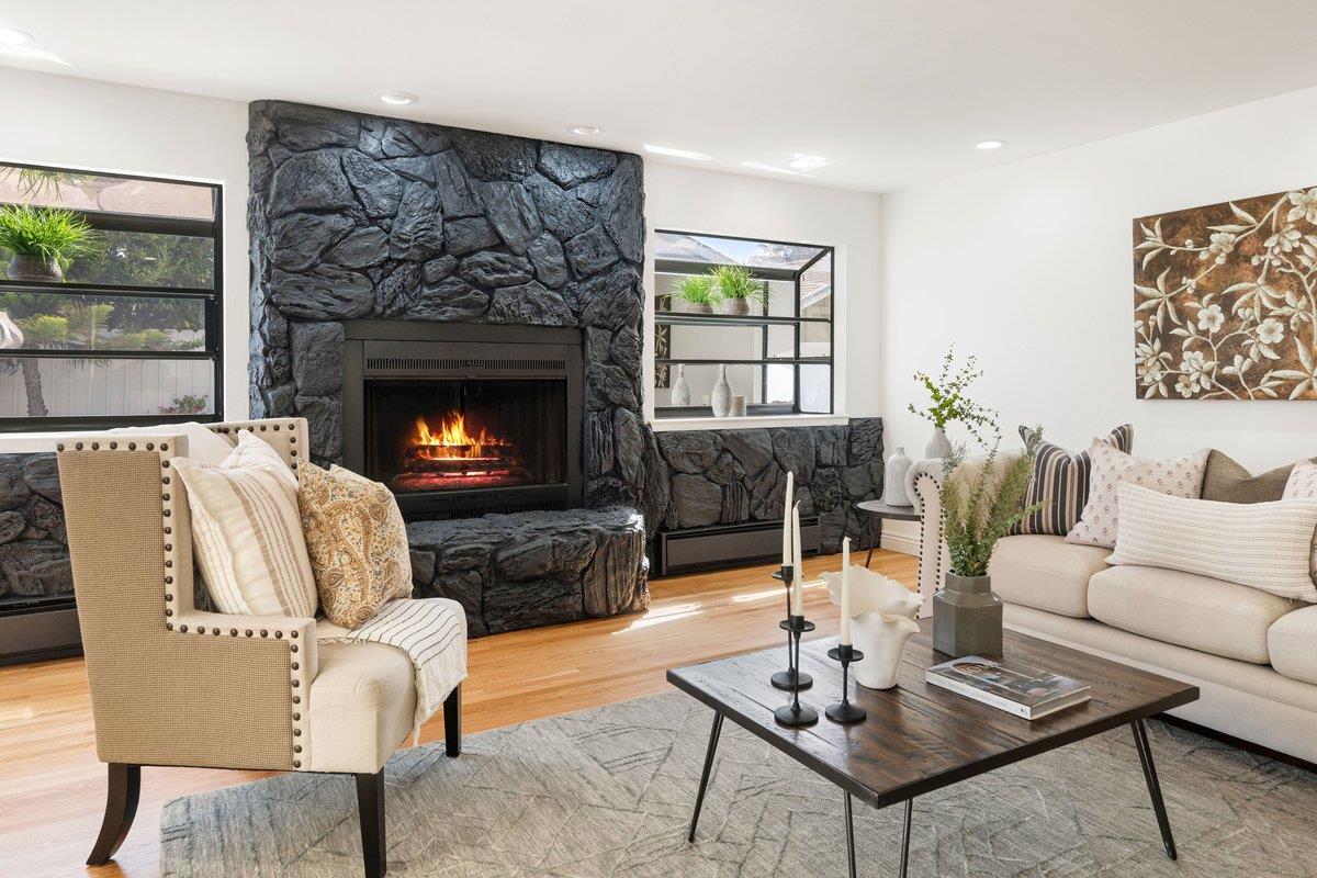 343 Alta Mesa DR