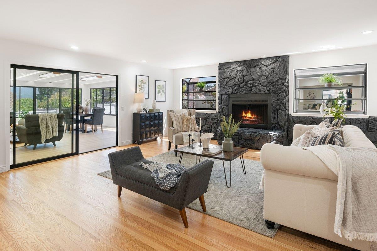 343 Alta Mesa DR