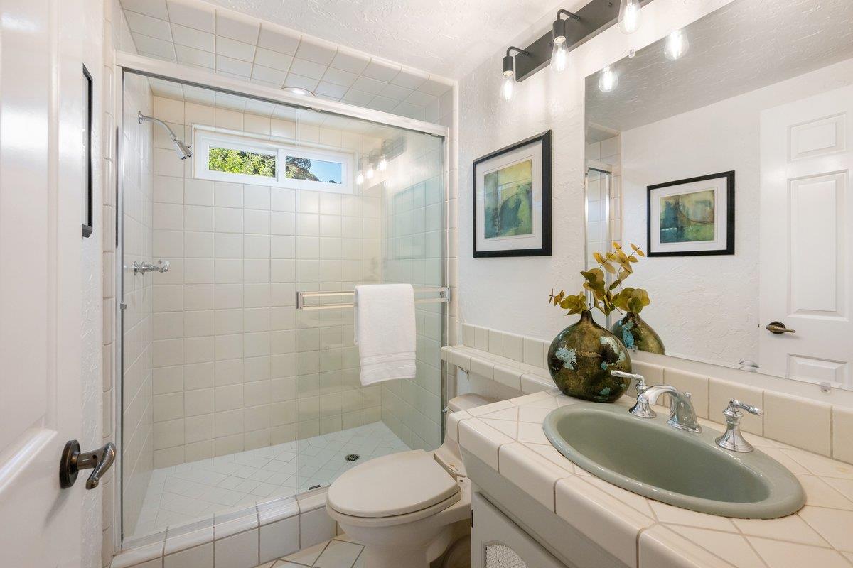 8 Toledo CT