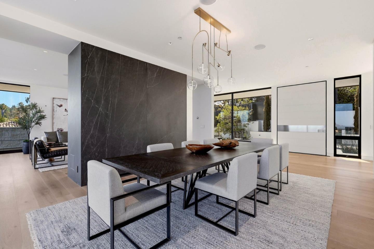 950 Macadamia DR