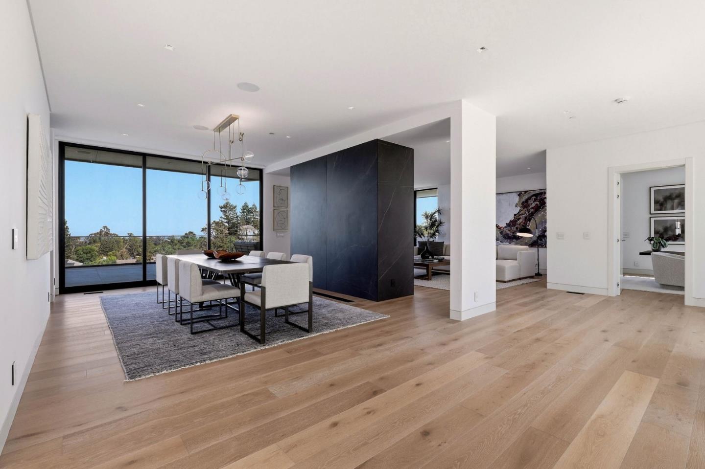 950 Macadamia DR