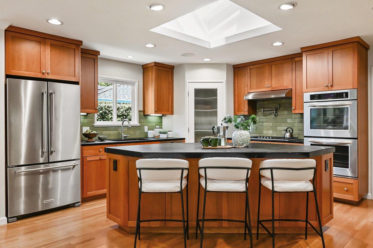 151 Louise LN